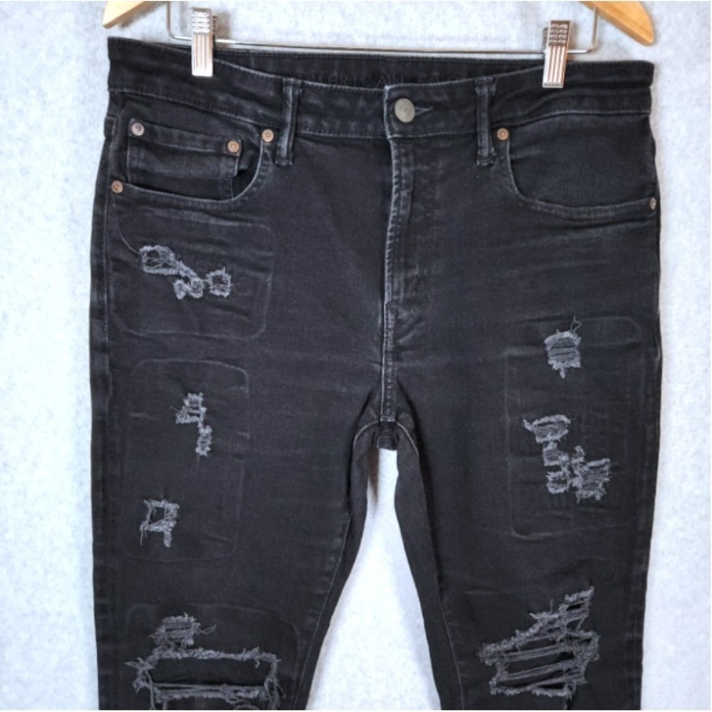 American Eagle Cozy Airflex+ Distressed Jeans Mens 33x30 (measures 34x28) Black - Picture 2 of 7
